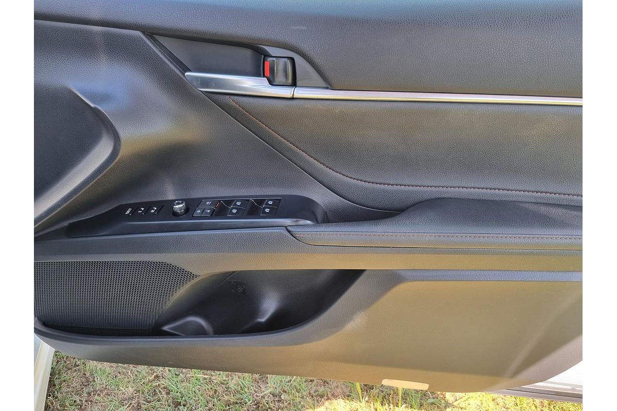 2018 Toyota Camry SL