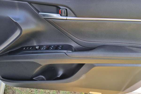 2018 Toyota Camry SL