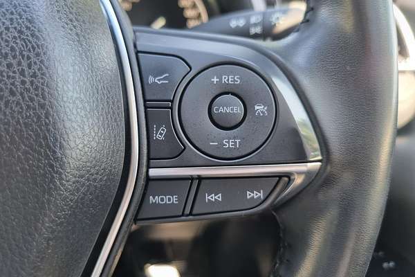 2018 Toyota Camry SL