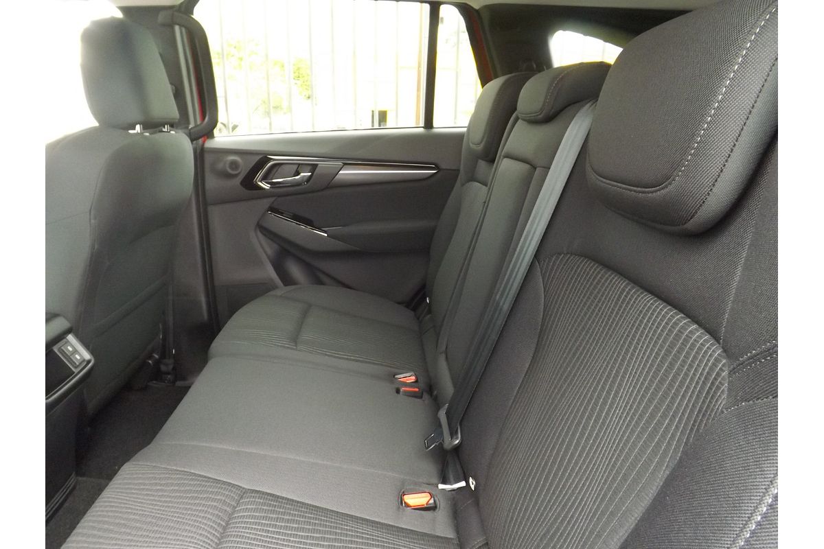 2025 Isuzu MU-X LS-U