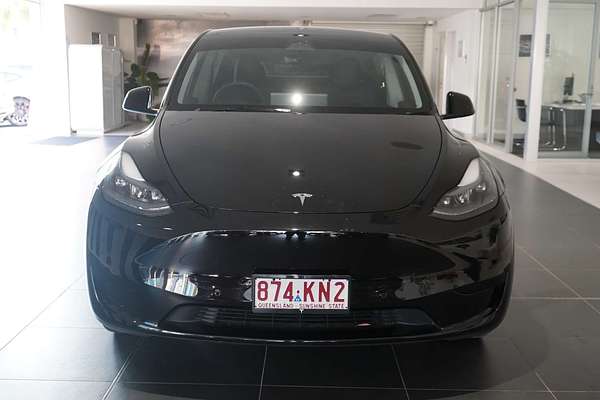 2024 Tesla Model Y Rear-Wheel Drive