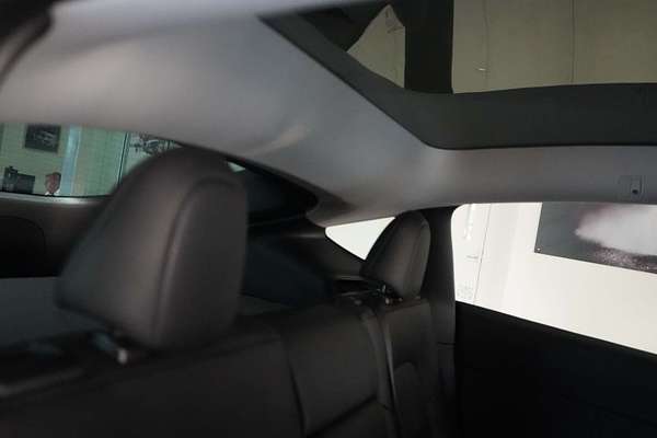 2024 Tesla Model Y Rear-Wheel Drive