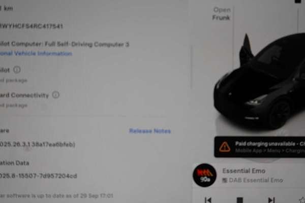 2024 Tesla Model Y Rear-Wheel Drive