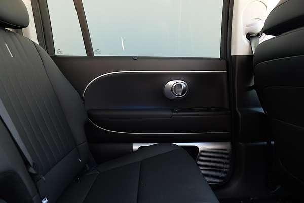 2025 Hyundai IONIQ 9 Calligraphy ME.V1