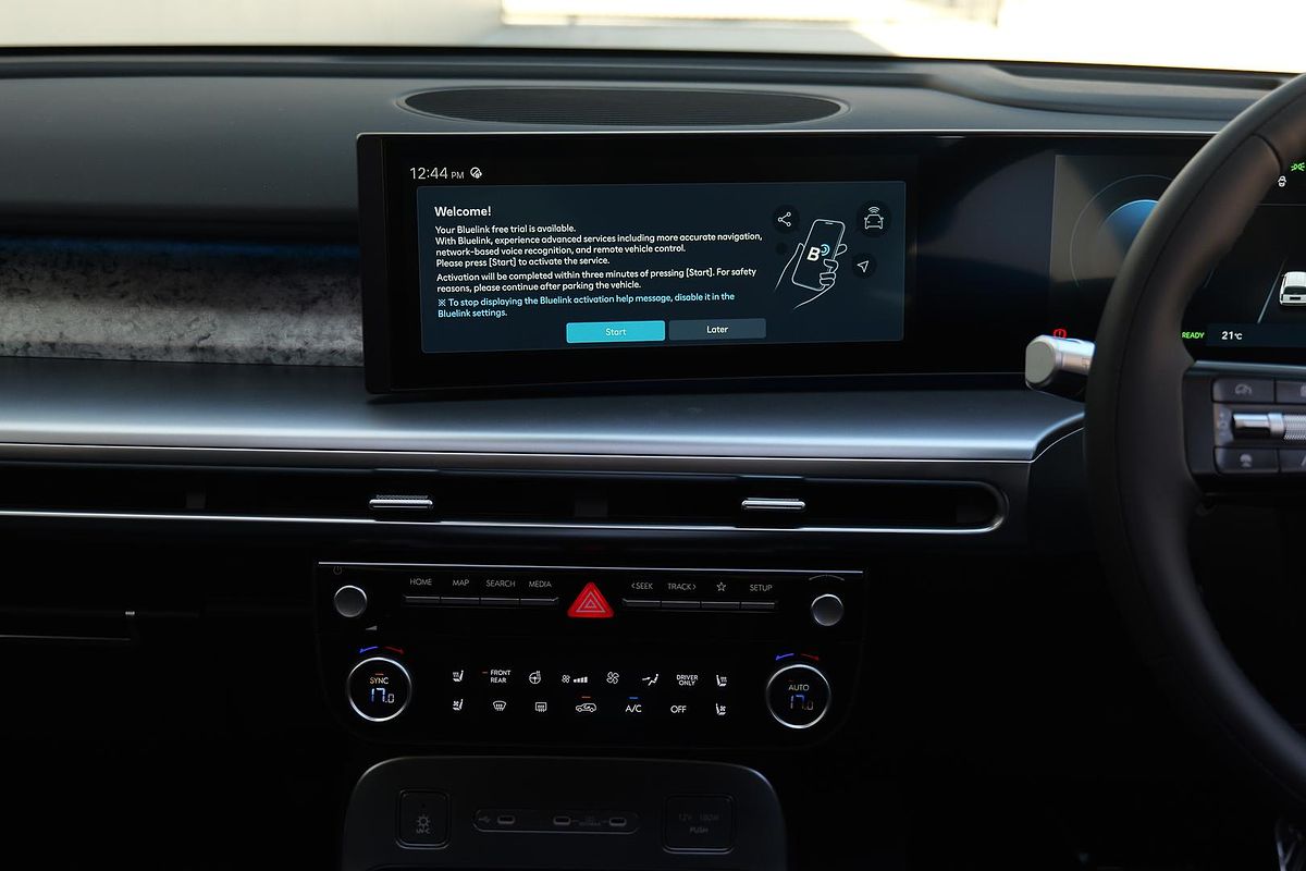 2025 Hyundai IONIQ 9 Calligraphy ME.V1