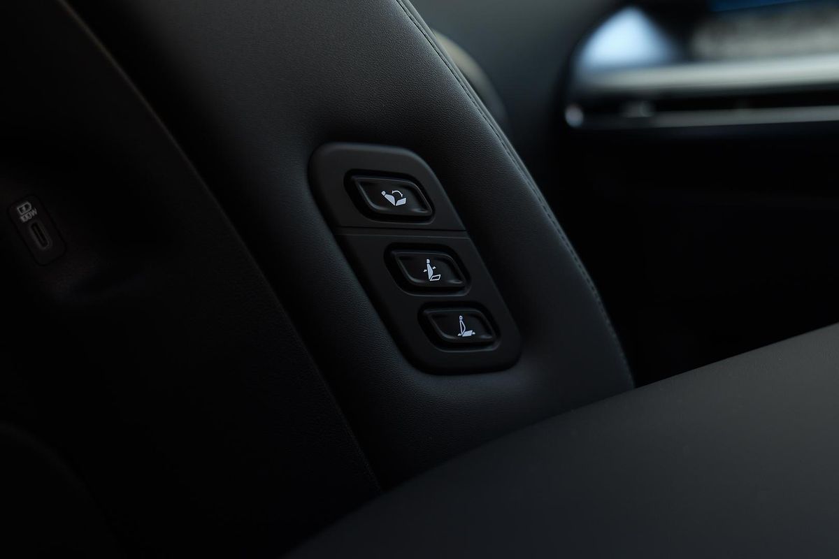 2025 Hyundai IONIQ 9 Calligraphy ME.V1