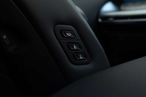 2025 Hyundai IONIQ 9 Calligraphy ME.V1