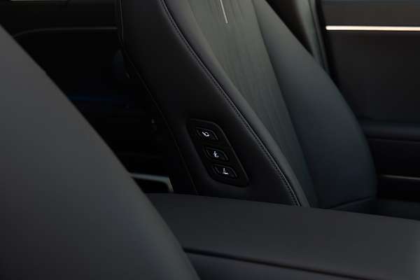 2025 Hyundai IONIQ 9 Calligraphy ME.V1