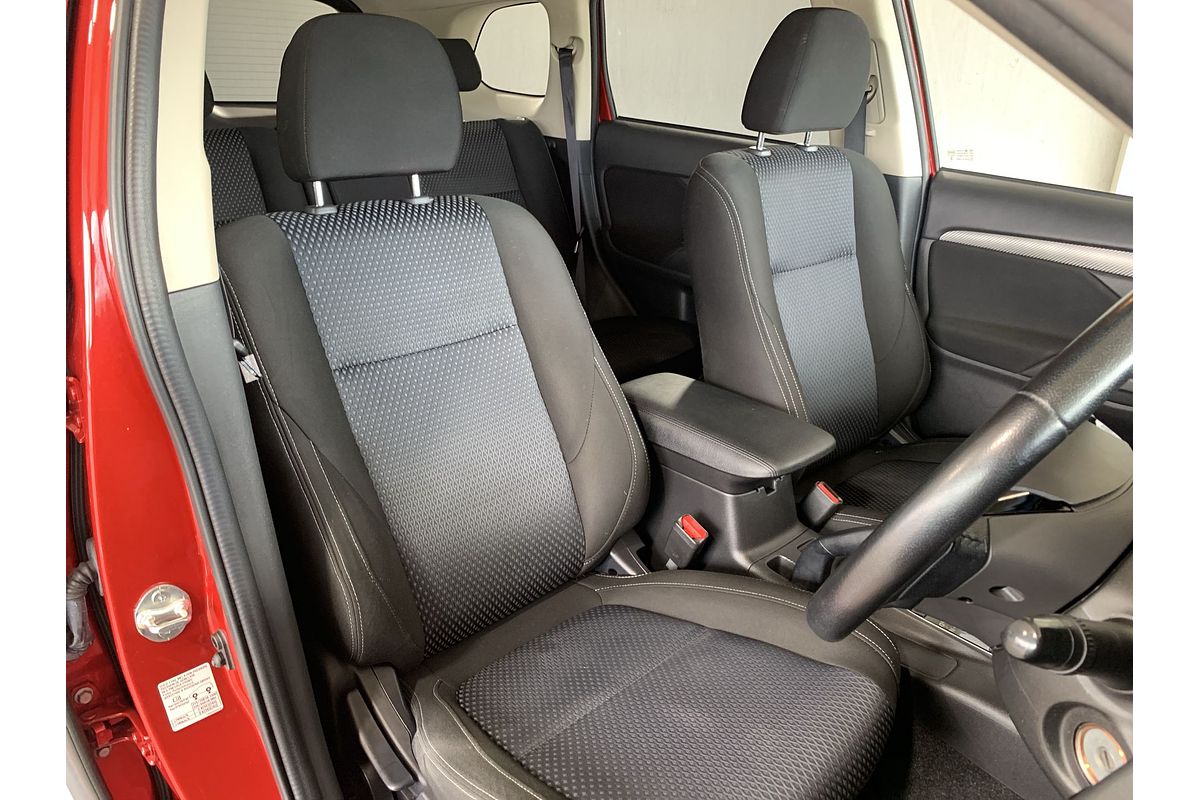 2016 Mitsubishi Outlander LS ZK