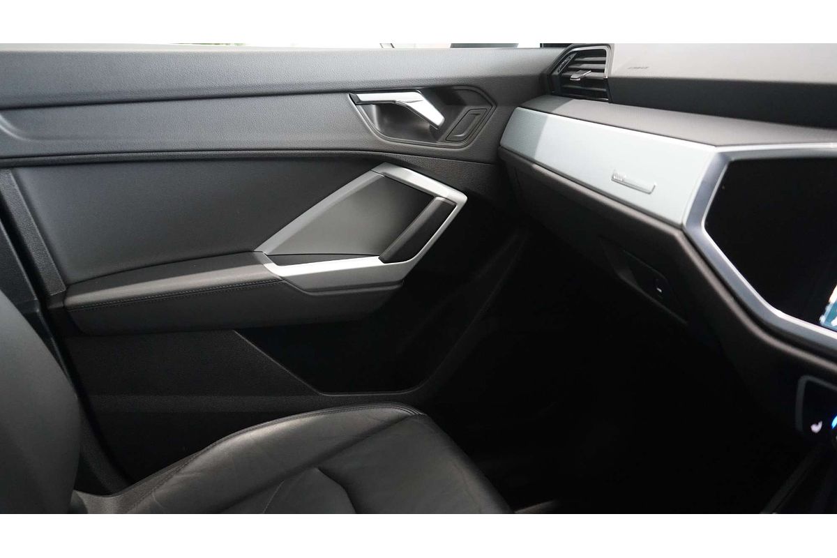 2021 Audi Q3 35 TFSI F3