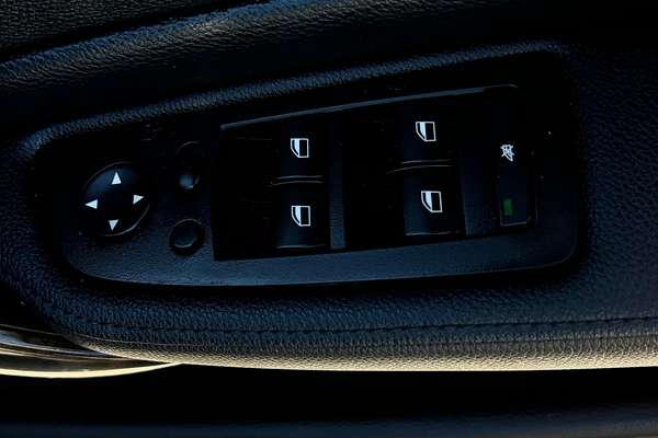 2010 BMW 120i E87 MY11