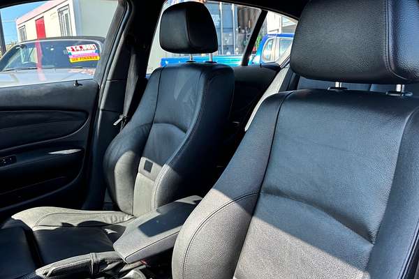 2010 BMW 120i E87 MY11
