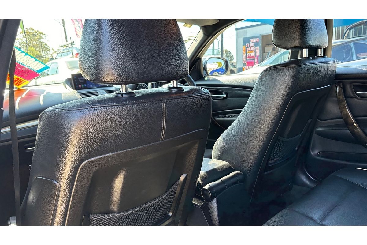 2010 BMW 120i E87 MY11