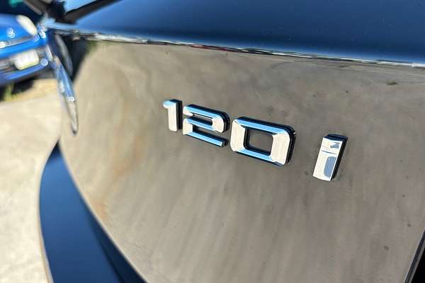 2010 BMW 120i E87 MY11