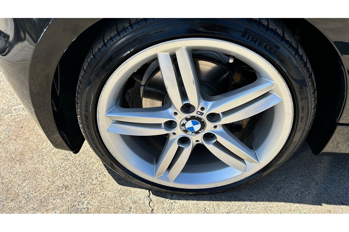 2010 BMW 120i E87 MY11