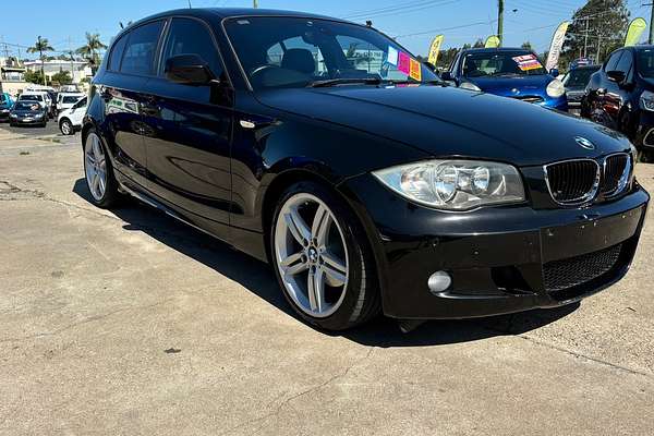 2010 BMW 120i E87 MY11