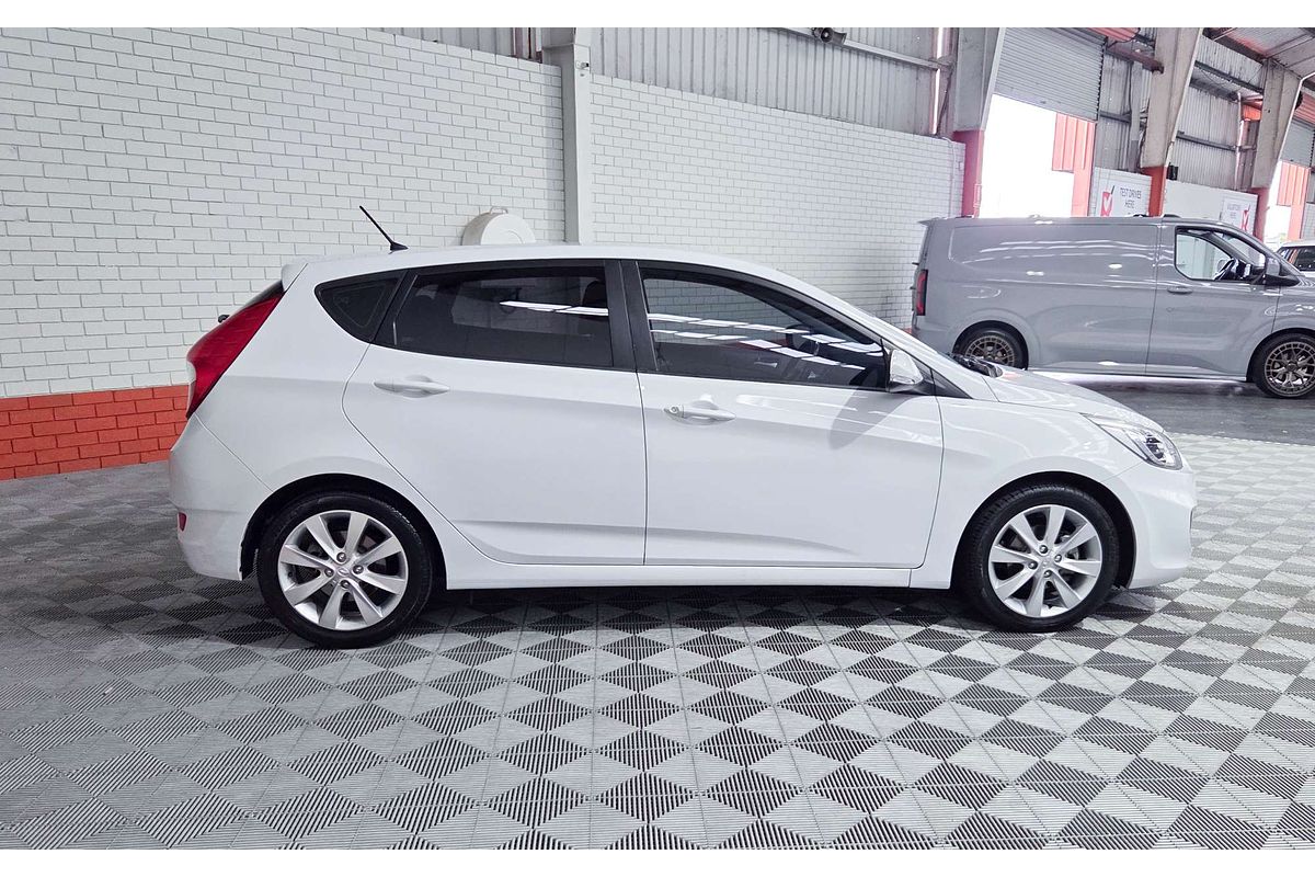 2018 Hyundai Accent Sport RB6