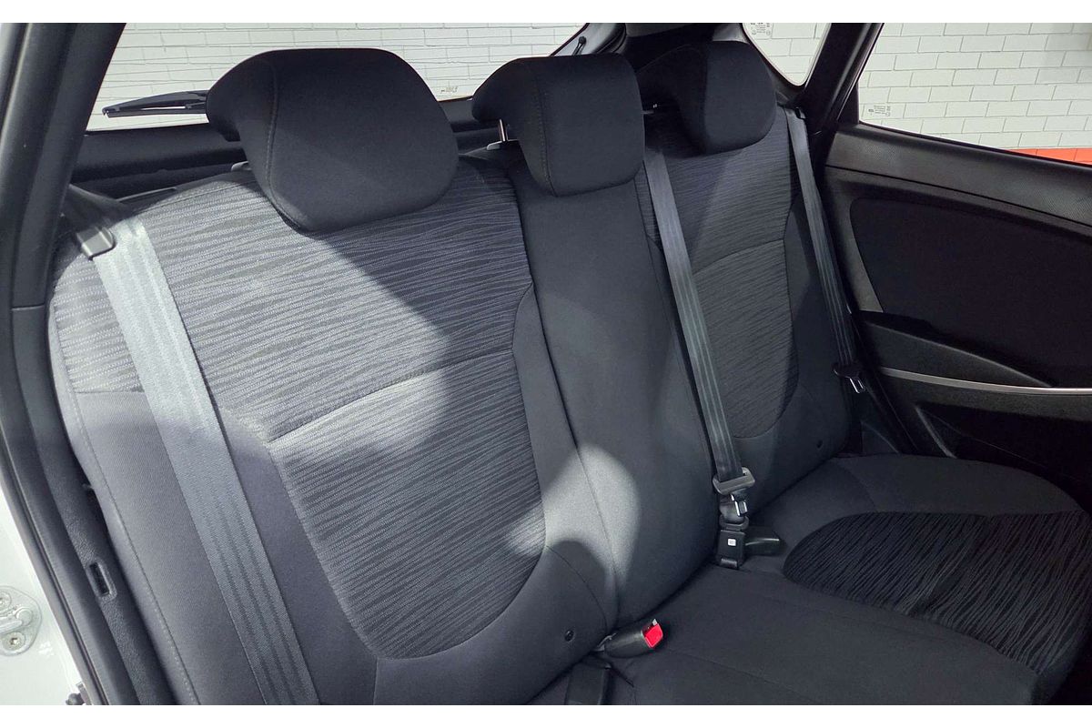 2018 Hyundai Accent Sport RB6