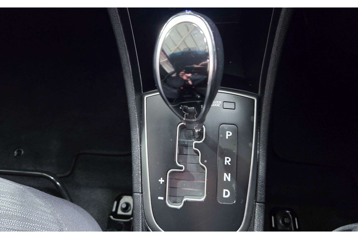 2018 Hyundai Accent Sport RB6