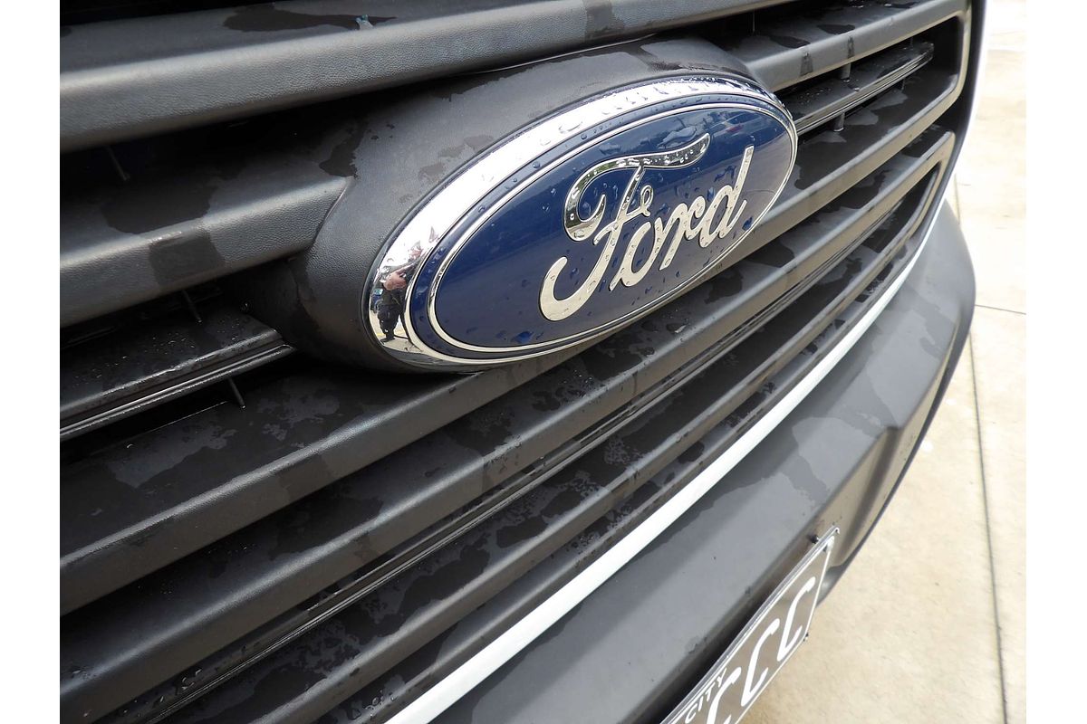 2018 Ford Transit 470E VO Rear Wheel Drive