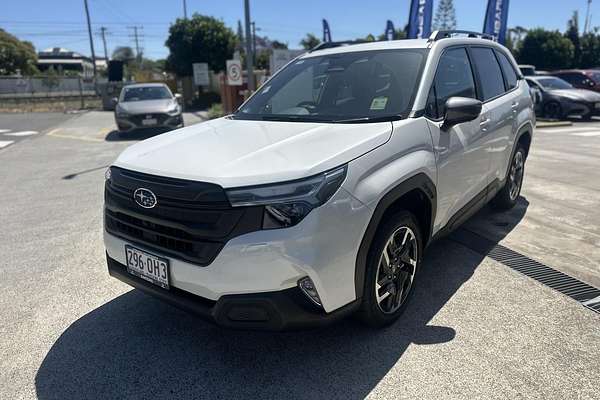 2025 Subaru Forester Premium S6