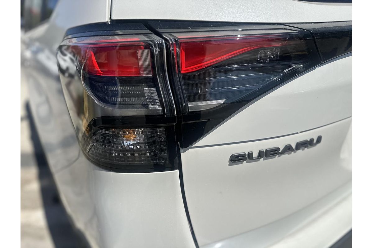 2025 Subaru Forester Premium S6