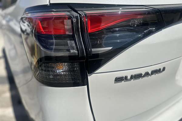 2025 Subaru Forester Premium S6