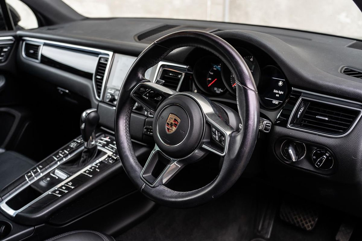 2017 Porsche Macan S 95B