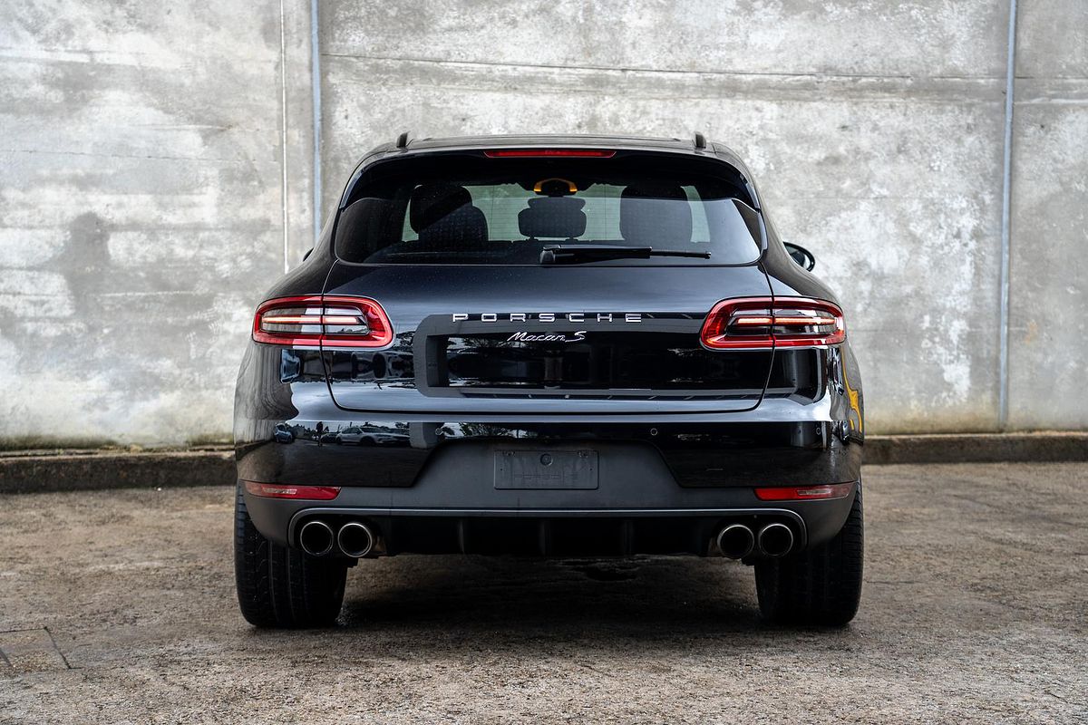 2017 Porsche Macan S 95B