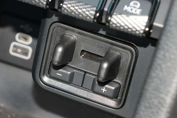 2025 Volkswagen Amarok TDI405 Core NF 4X4