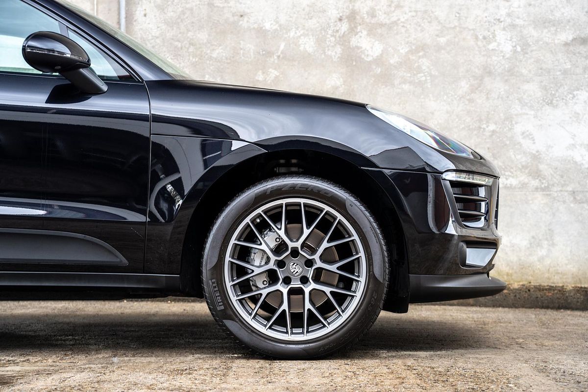 2017 Porsche Macan S 95B