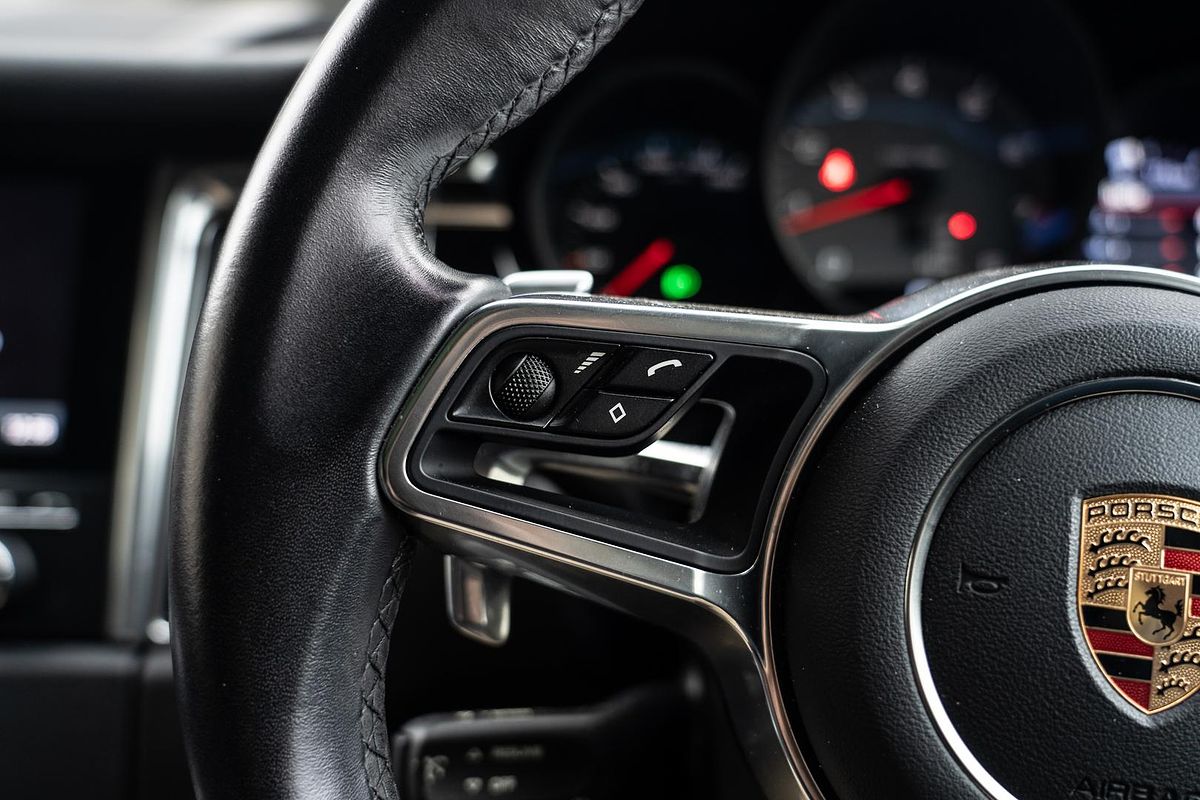 2017 Porsche Macan S 95B