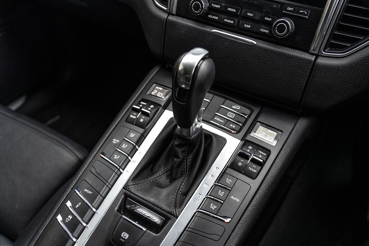 2017 Porsche Macan S 95B