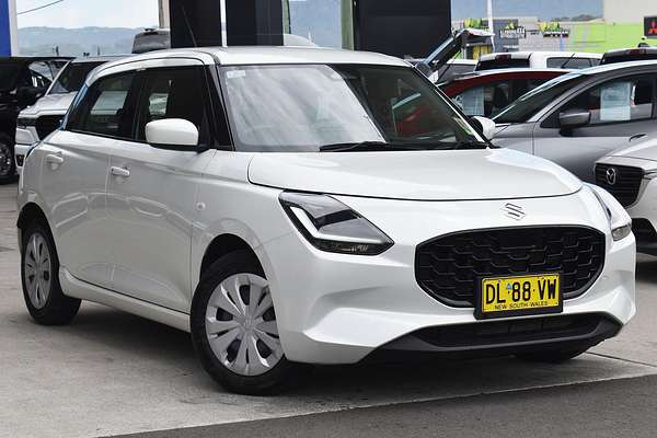 2024 Suzuki Swift Hybrid UZ