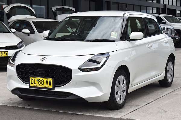 2024 Suzuki Swift Hybrid UZ