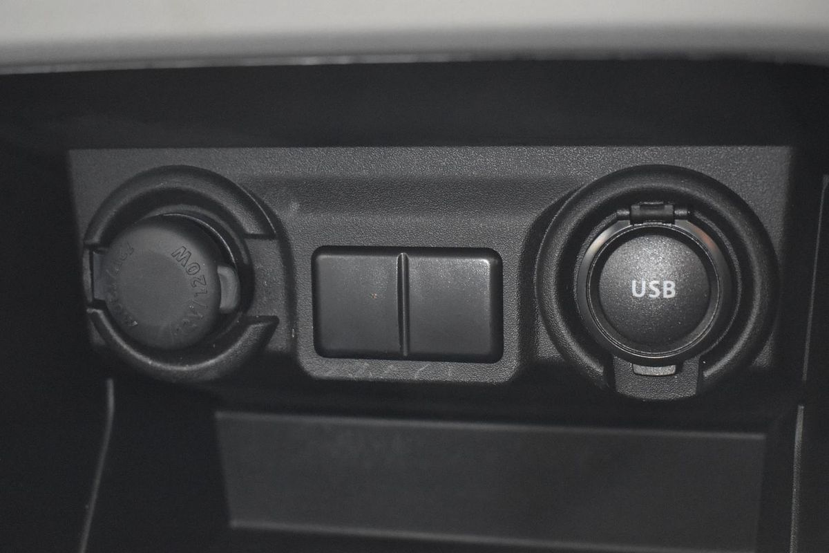 2024 Suzuki Swift Hybrid UZ
