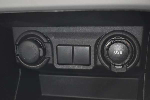 2024 Suzuki Swift Hybrid UZ
