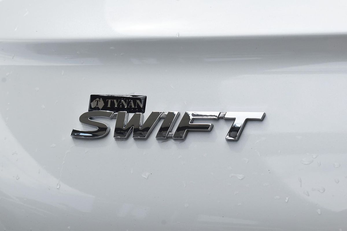 2024 Suzuki Swift Hybrid UZ