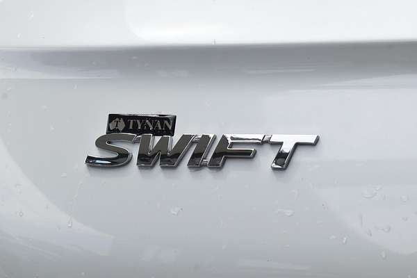 2024 Suzuki Swift Hybrid UZ