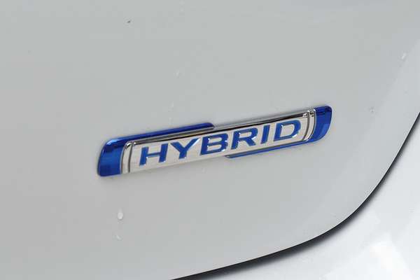 2024 Suzuki Swift Hybrid UZ