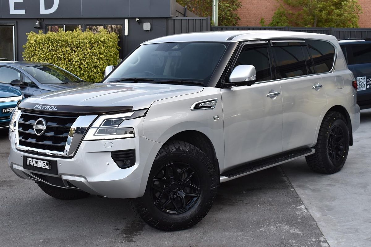 2022 Nissan Patrol Ti Y62