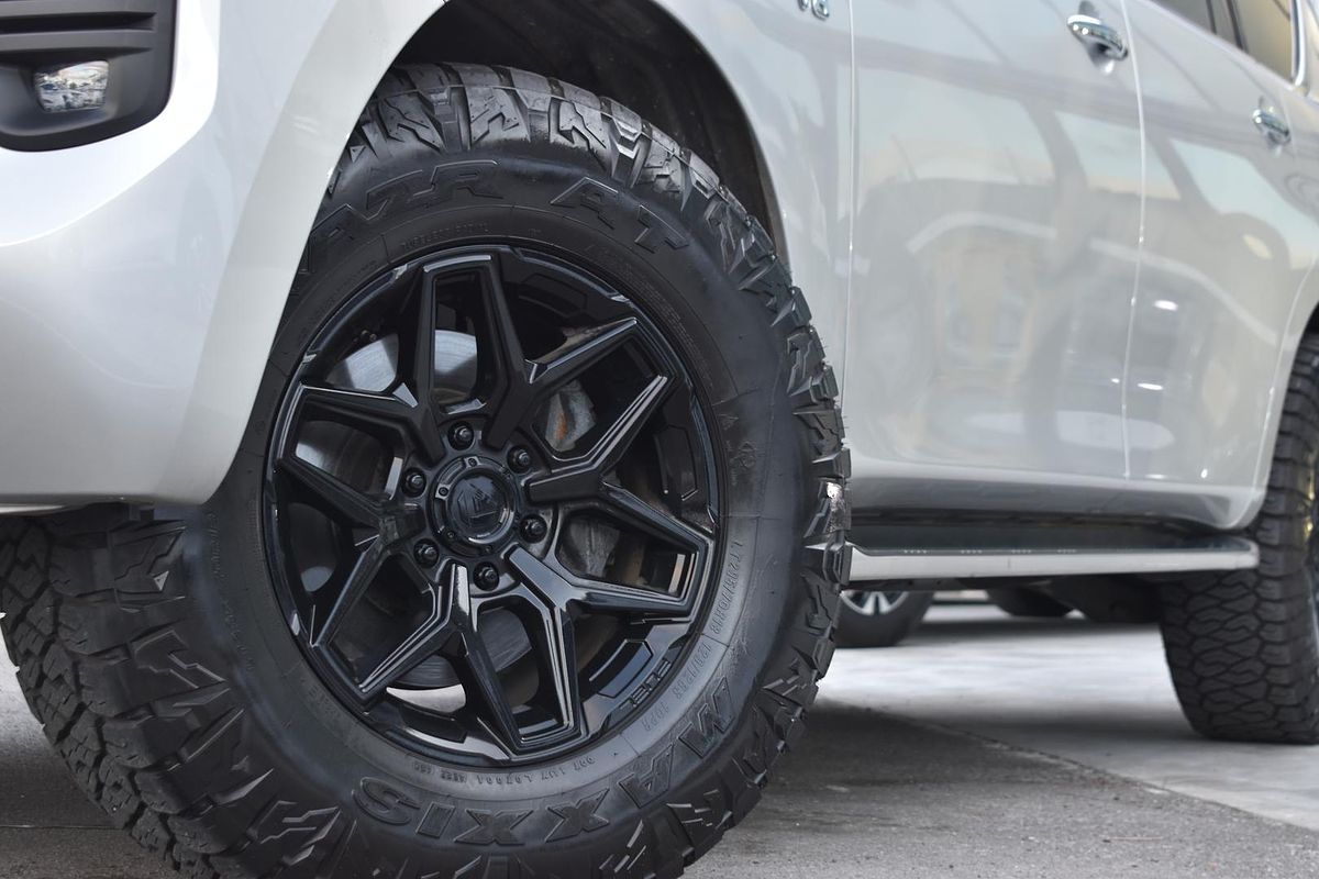 2022 Nissan Patrol Ti Y62