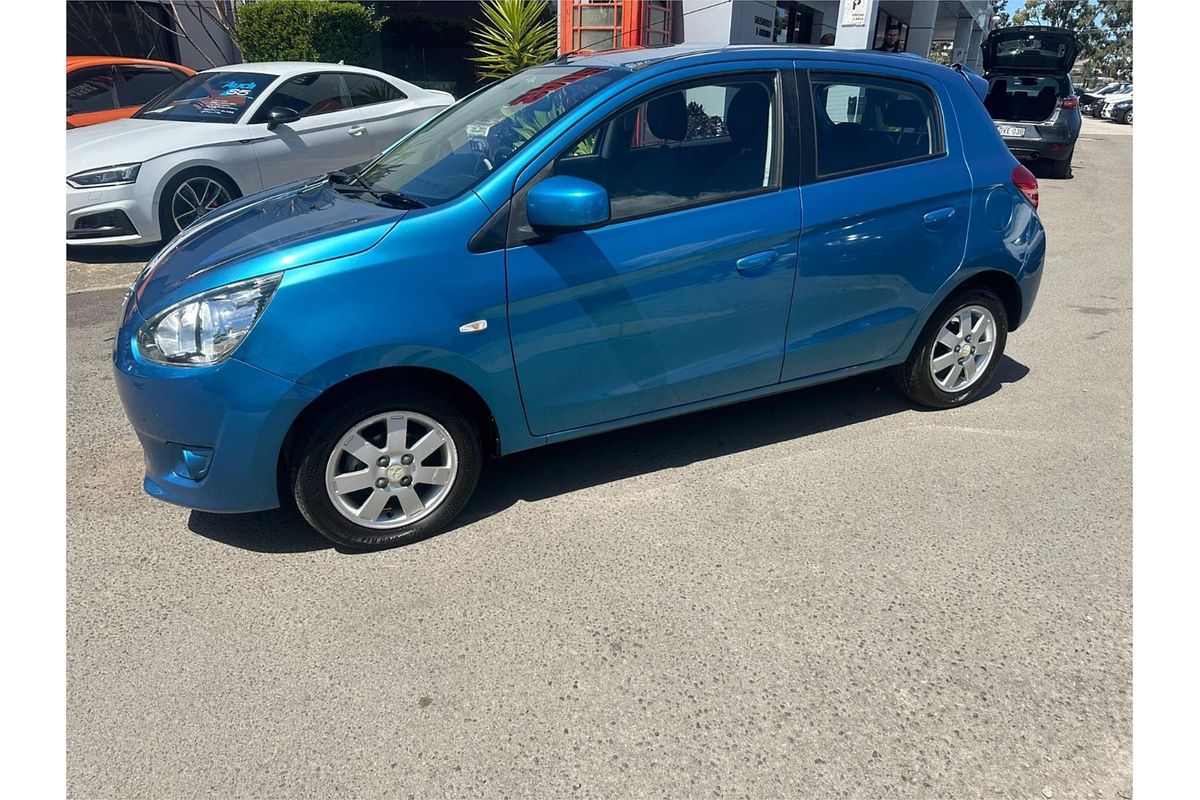 2014 Mitsubishi Mirage ES LA