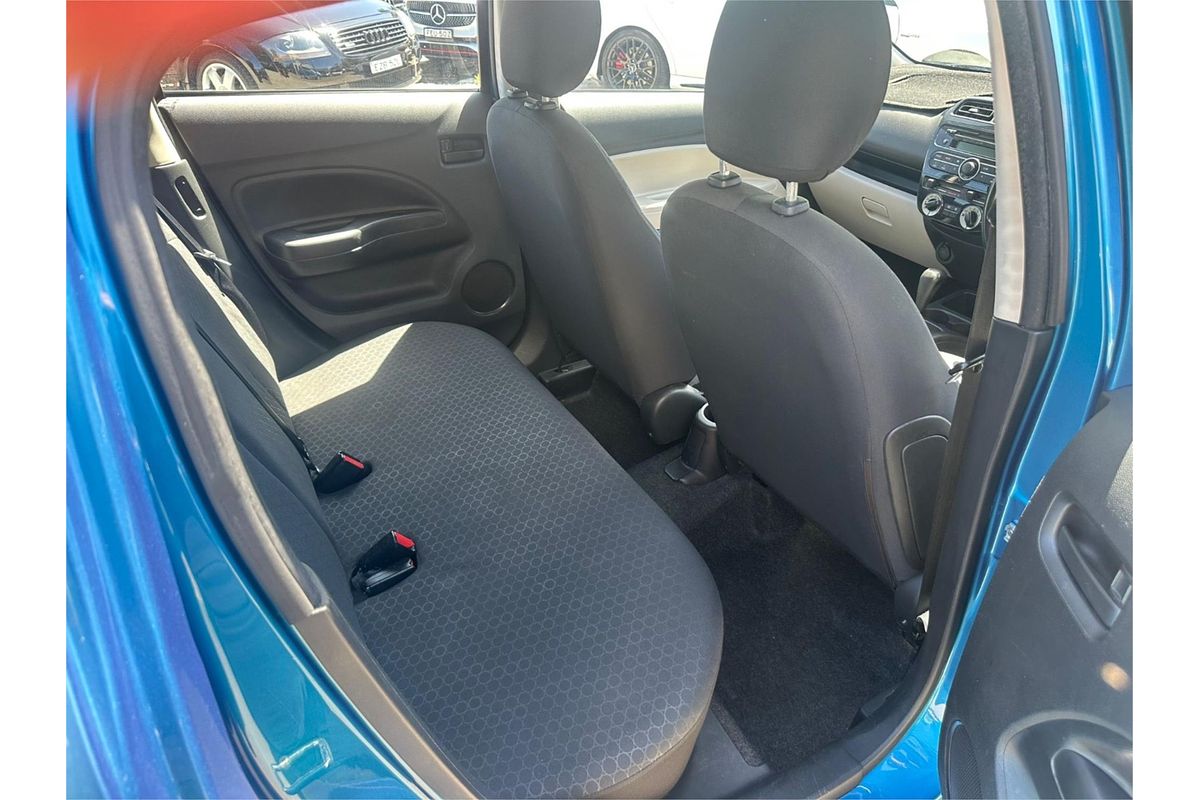 2014 Mitsubishi Mirage ES LA