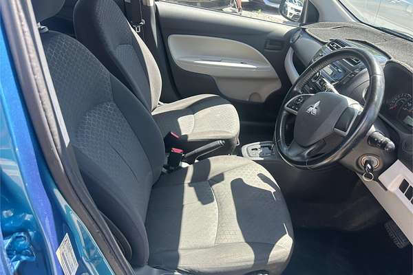 2014 Mitsubishi Mirage ES LA