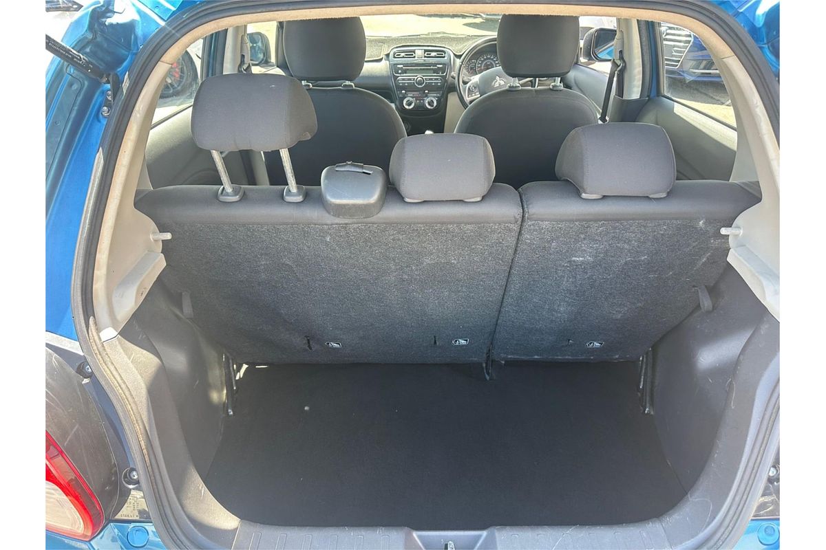 2014 Mitsubishi Mirage ES LA