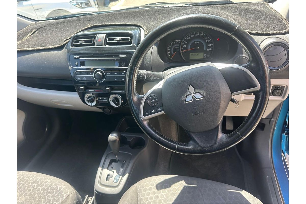2014 Mitsubishi Mirage ES LA