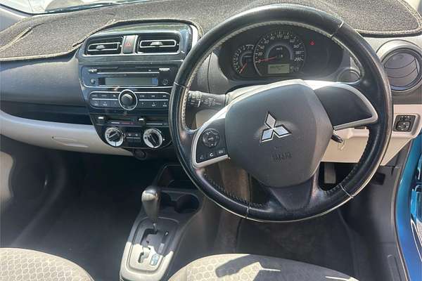 2014 Mitsubishi Mirage ES LA