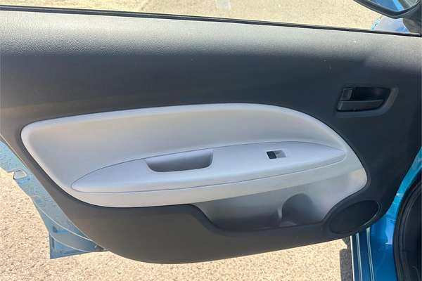 2014 Mitsubishi Mirage ES LA