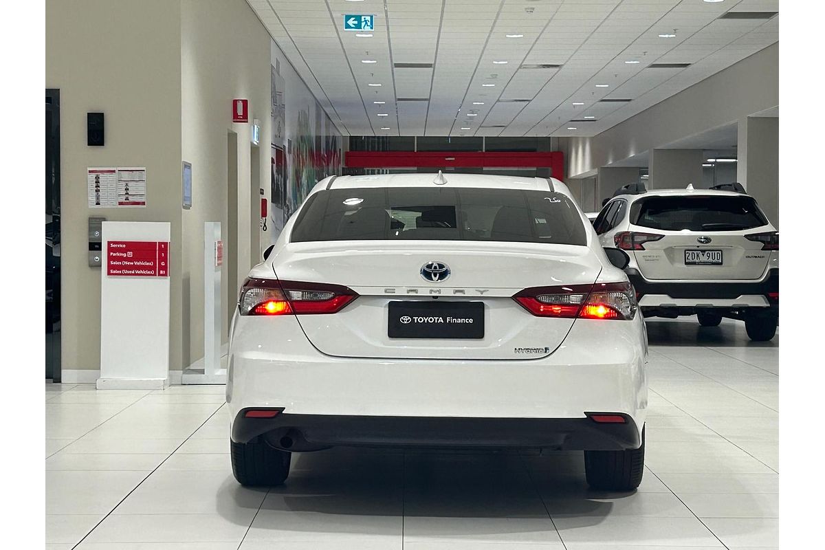 2024 Toyota Camry Ascent AXVH70R